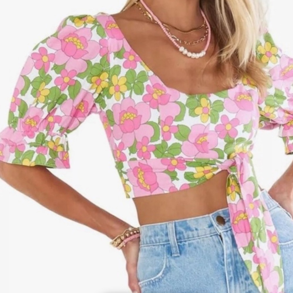 Show Me Your Mumu Fiona in Top Fresh Floral Top XS Cropped Short Sleeve Lined